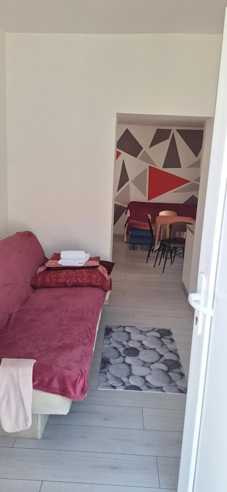 Zale Apartmani زادار المظهر الخارجي الصورة